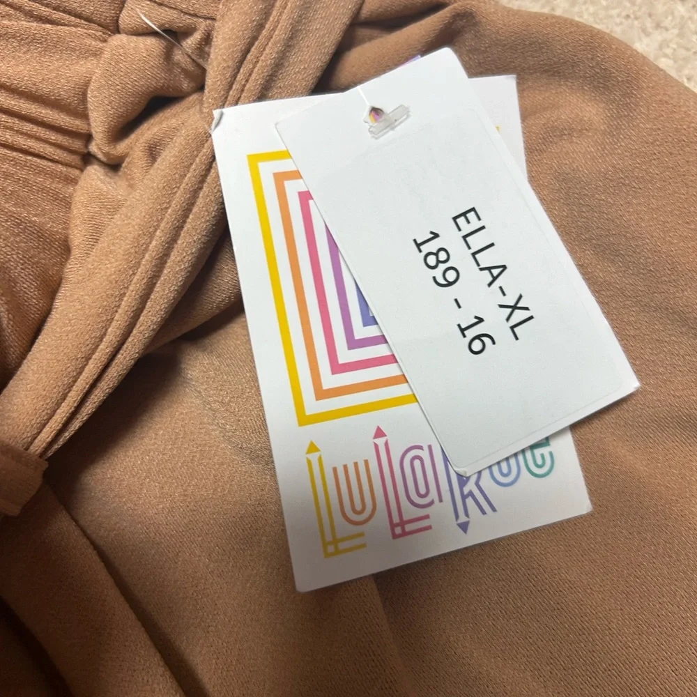 Lu La Roe paper bag Ella shorts - Picture 6 of 6